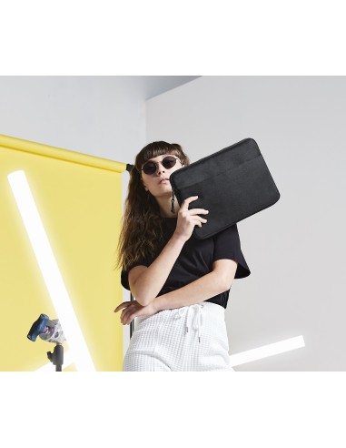 B-BG67-Essential 13" Laptop Case